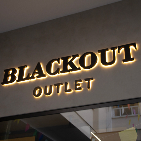 Imagem principal de Blackout Outlet